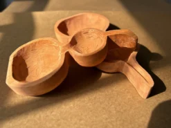 Ablage 'Kürbis' aus Holz