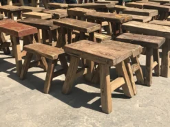 Antiker Holzschemel