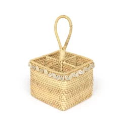 Besteck-Korb mit Muscheln