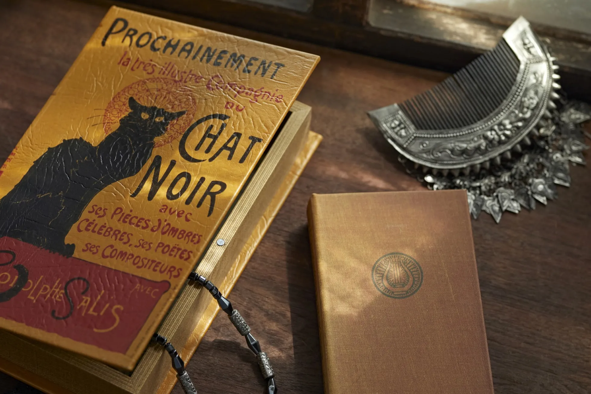 Buchhülle 'Le Chat'