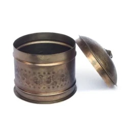 Dose mit Deckel