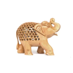 Elefant im Elefant aus Holz
