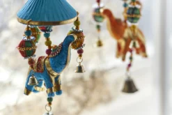 'Elefant' mit Schirm