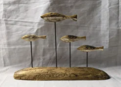 4 Fische auf Ständer
