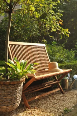 Gartenbank 'Isakson' aus Teakholz