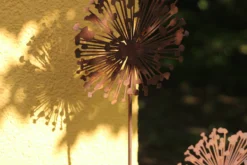 Gartenstecker 'Pusteblume' aus Eisen