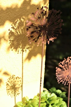 Gartenstecker 'Pusteblume' aus Eisen