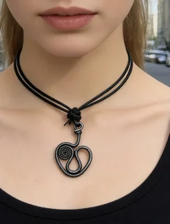 handgeschmiedetes Amulett
