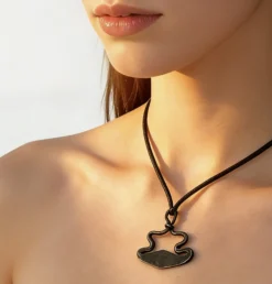 handgeschmiedetes Amulett