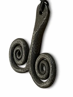 handgeschmiedetes Amulett