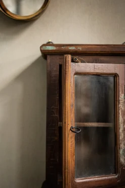 Hängeschrank 'Jarrow' mit Glastür
