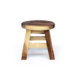 Hocker aus Akazienholz