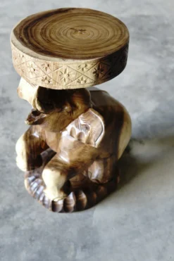 Hocker 'Elefant'