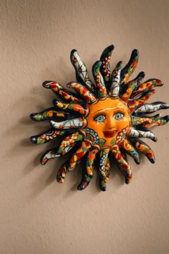 Keramik-Wandschmuck 'Sol Chico'