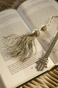 Lesezeichen 'Fatima' mit Troddel