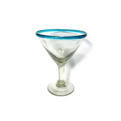 Martiniglas mit blauem Rand
