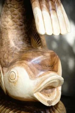 Massivholz-Beistelltisch 'Fisch'