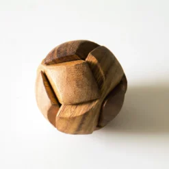 Puzzle 'Ball' aus Holz