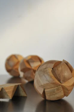 Puzzle 'Ball' aus Holz
