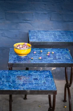 Rechteckiger Mosaiktisch 'Azurite Koora' L