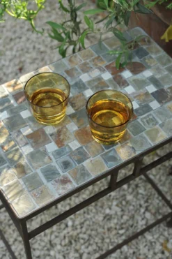 Rechteckiger Mosaiktisch 'Castille' L aus Naturstein