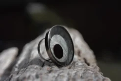 Ring 'Auge' schwarz-weiß-rot