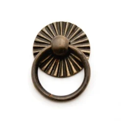 Ringgriff mit Rosette