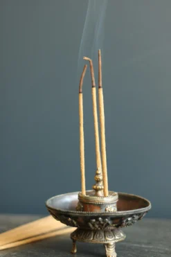 Räucherstäbchenhalter