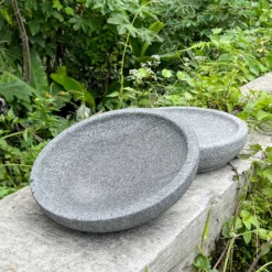Schale aus Lavastein