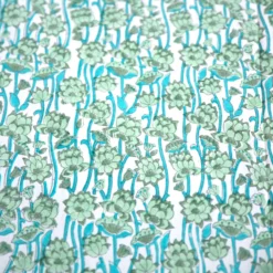Serviette mit Blumenmuster