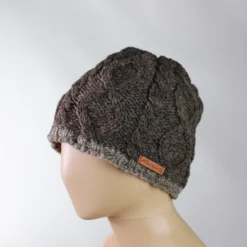 Strickmütze graubraun