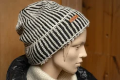 Strickmütze schwarz-weiß