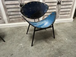 Stuhl 'Fred' aus recycelten Fässern