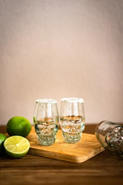 Tequila-Glas 'Totenkopf'