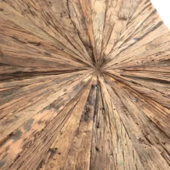 Truhe aus altem Holz