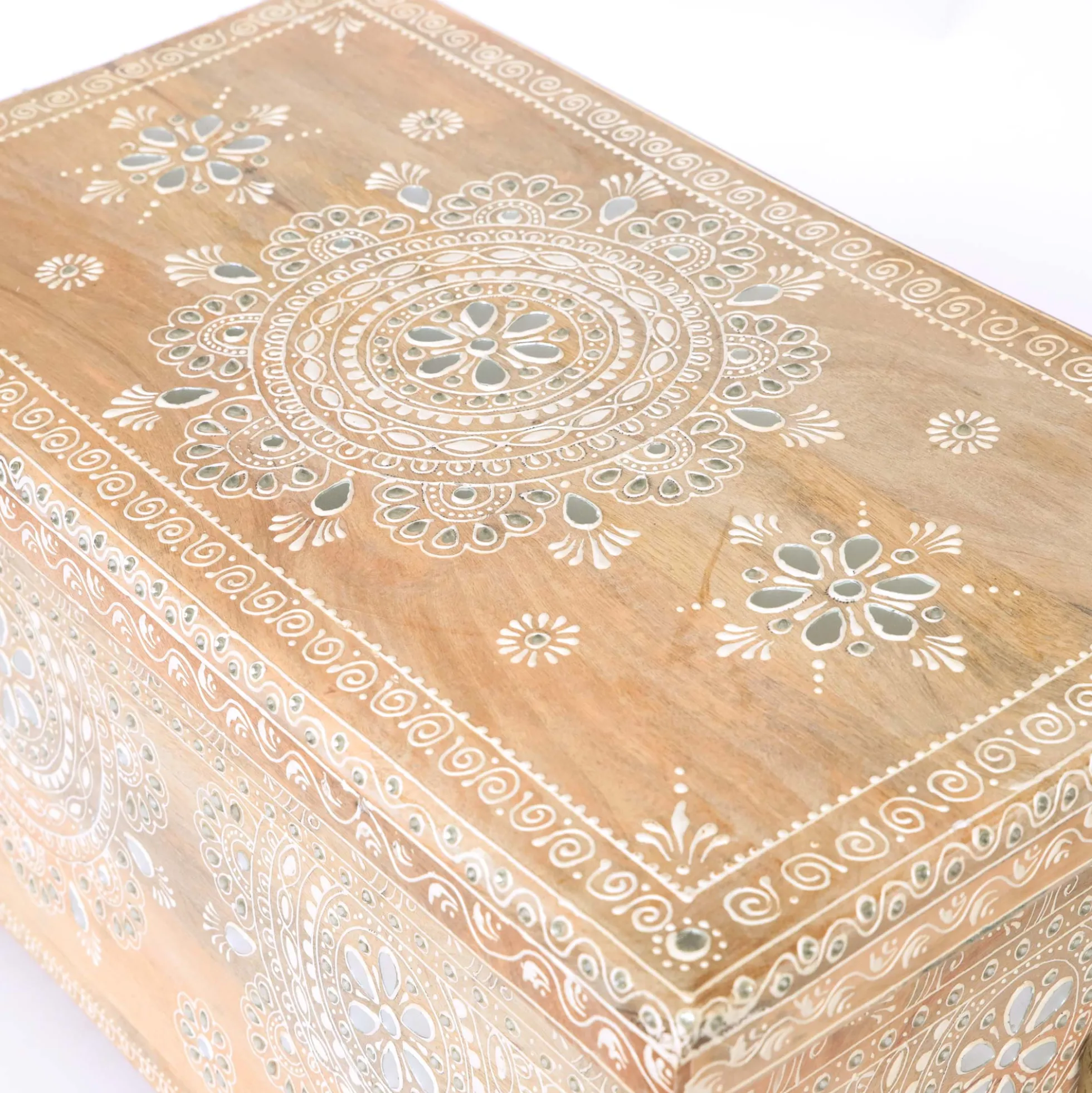Truhe 'Henna' aus Mangoholz