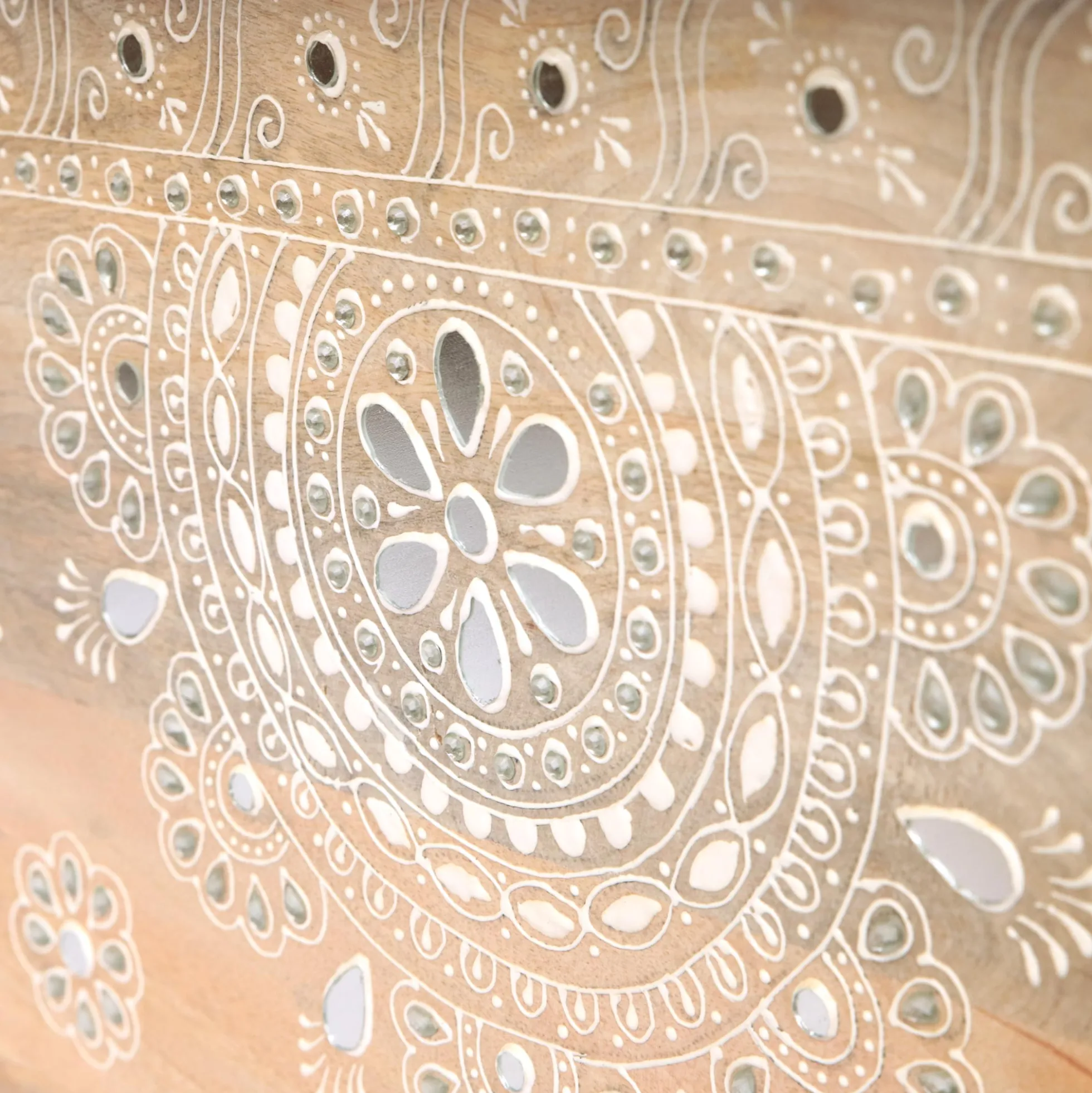 Truhe 'Henna' aus Mangoholz