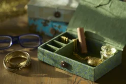 Utensilien-Box 'Floral' aus Loktapapier