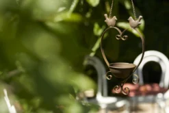 Vogeltränke aus Eisen