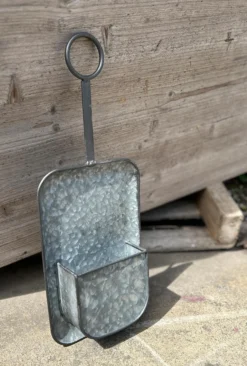Wandbehälter aus Zink