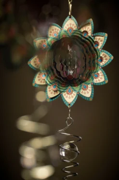 Windspiel 'Flower' mit Spirale